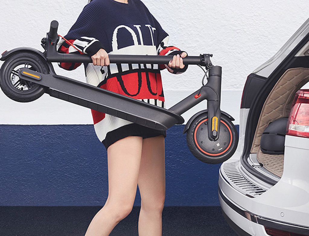 Xiaomi Mi Electric Scooter Pro Peso y Plegado